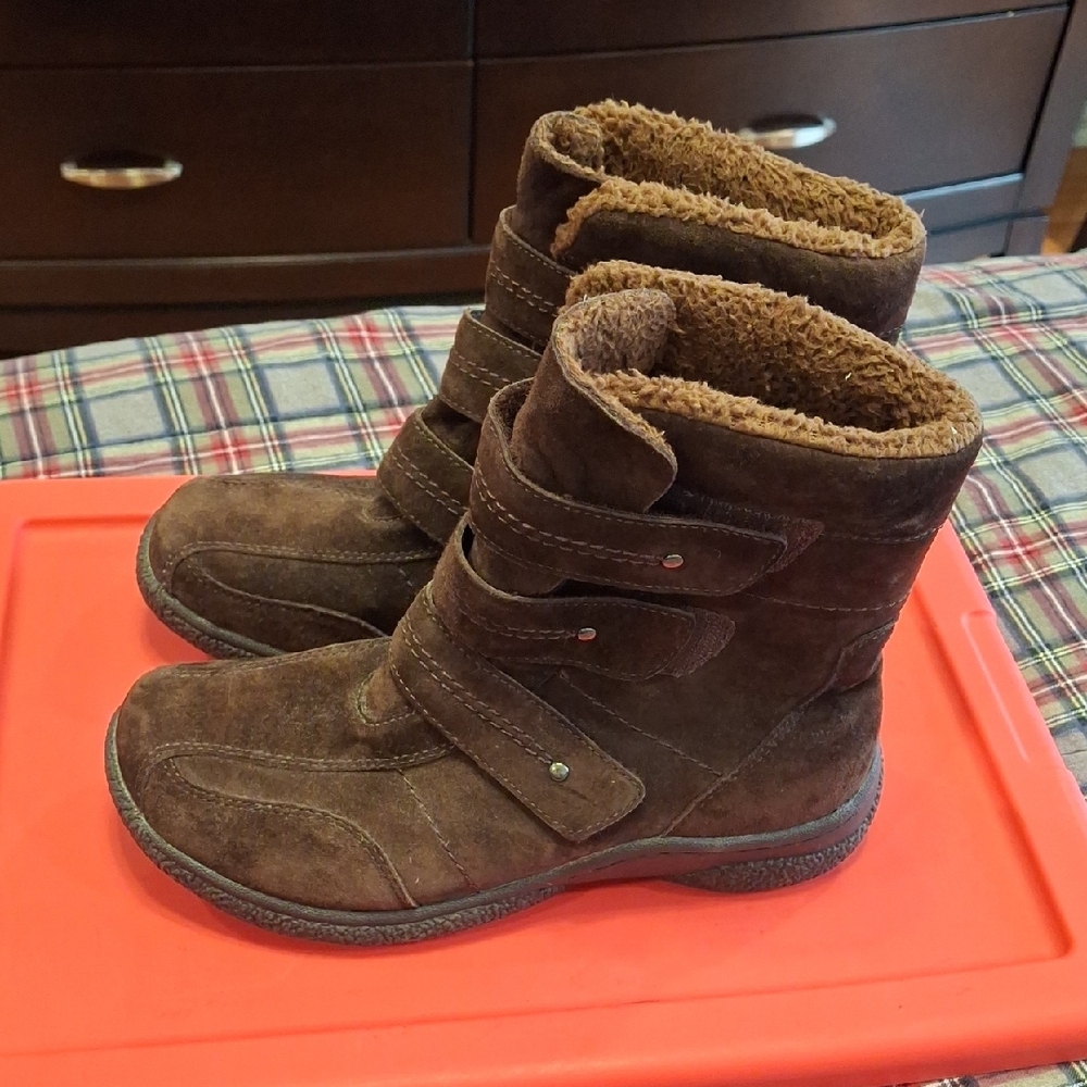 Propet Brown Leather Shepra-lined Shock-absorbing Boots. Size 7.5 ( Fit 6- 6.5)